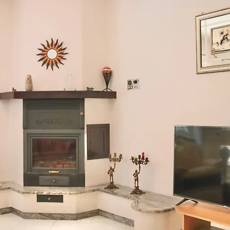 Annamaria - Swimming Pool And Peace In Castelforte Villa